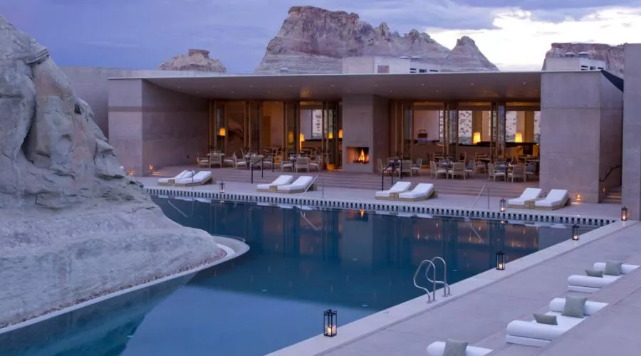 Honeymoon Resorts for Couples: Romantic Escapes Designed for Two Honeymoon resorts for couples | Hotel-gurus.com