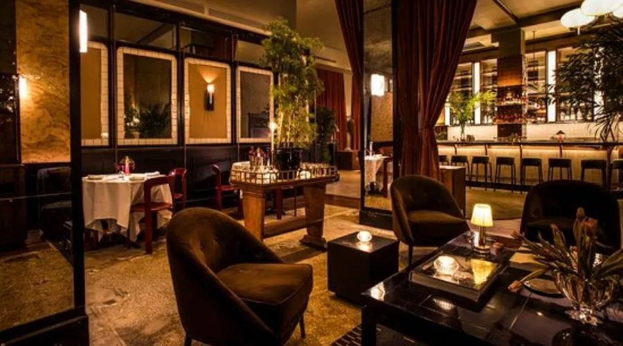 Discounted Hotel Bookings Online: How to Find the Best Stays for Less Discounted hotel bookings online | Hotel-gurus.com