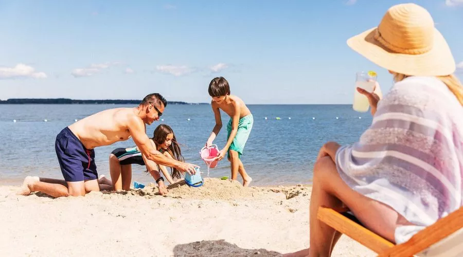 Family-Friendly Beach Escapes: Sun, Sand, and Memories Family-friendly beach escapes | Hotel-gurus.com