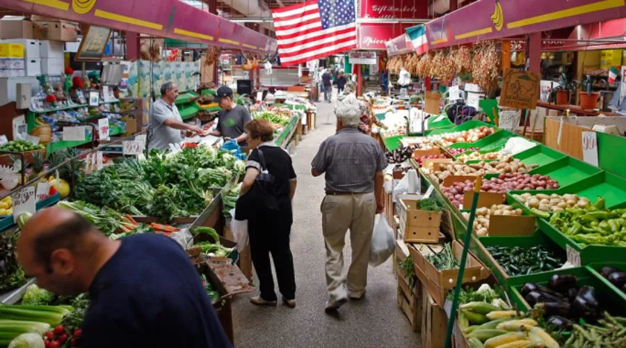 Family-Friendly Markets and Shopping: A Guide to Fun, Food, and Local Treasures Family-friendly markets and shopping | Hotel-gurus.com