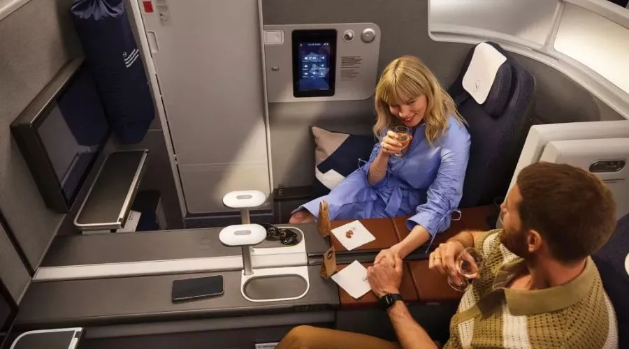 Luxury Airline Flight Experiences: When the Journey Becomes the Destination Luxury airline flight experiences | Hotel-gurus.com