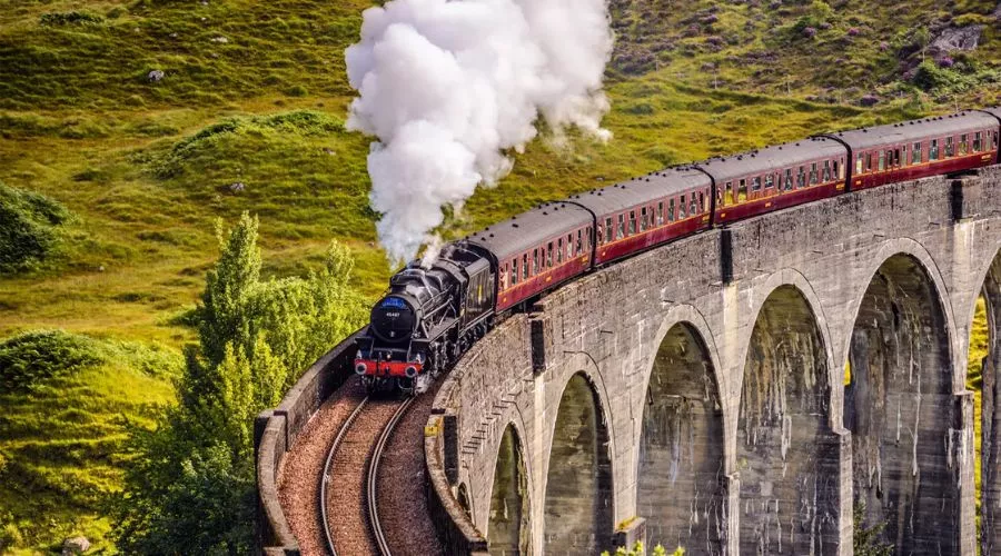 Top Long-Distance Train Routes: Epic Journeys Where the Ride Is the Highlight Top long-distance train routes | Hotel-gurus.com